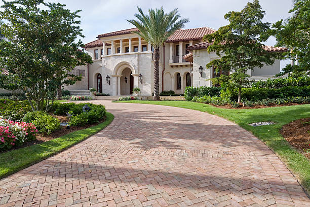 Best Driveway Paving Contractor  in Dunsmuir, CA